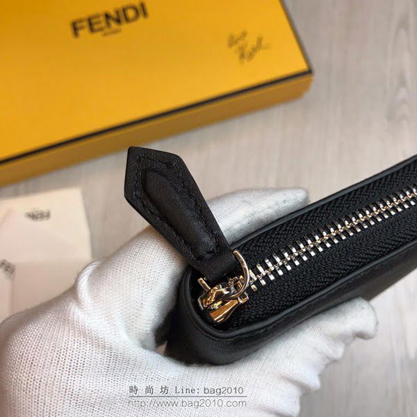 FENDI拉鏈錢包 19年春夏季最新手包 小摔牛皮 芬迪長錢包  fdz2129